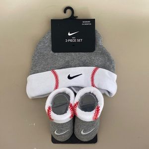 Nike 2 piece baby baseball set